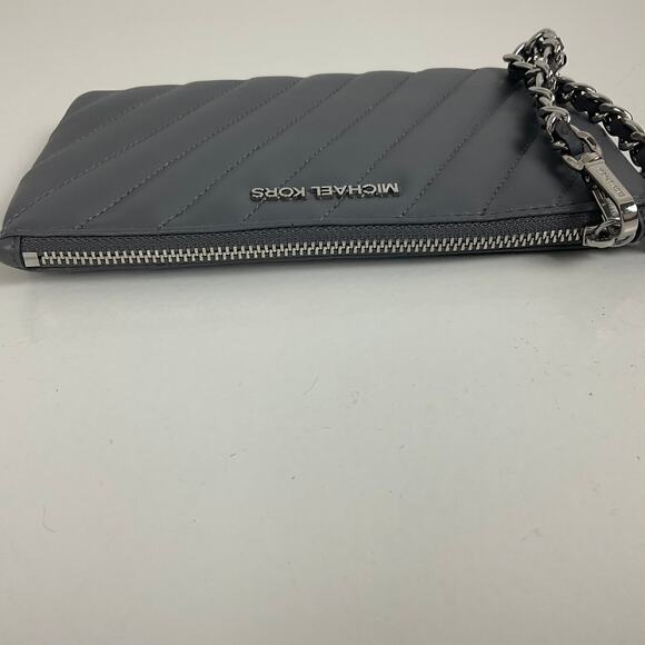 Michael Kors Gray Quilted Leather Wristlet Purse Top Zip Adjustable Chain Strap - Picture 3 of 9